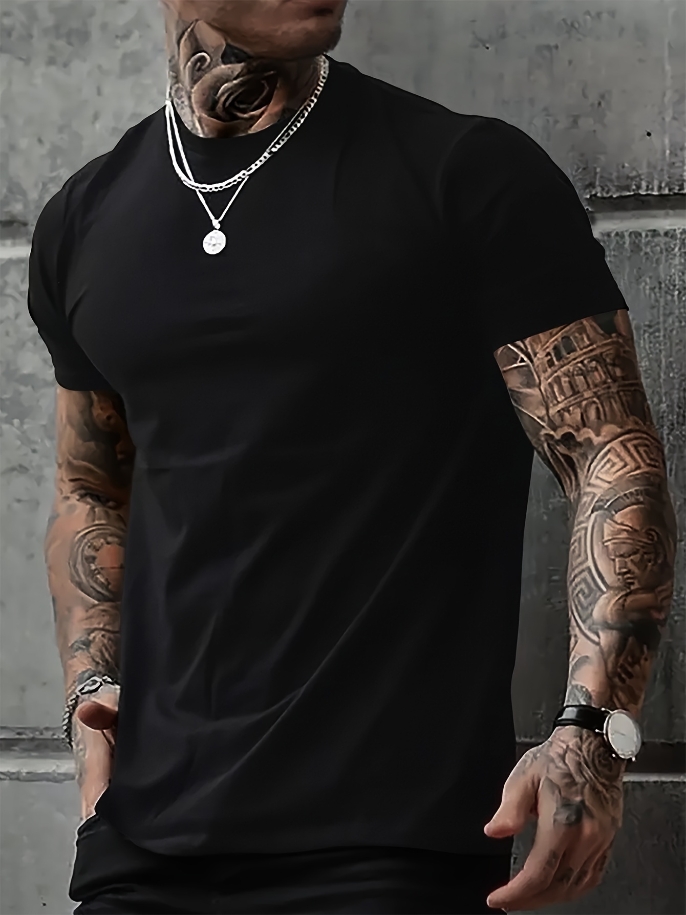 Black T-Shirt Men Black Solid Crew Neck Tee Cool men's T-shirt