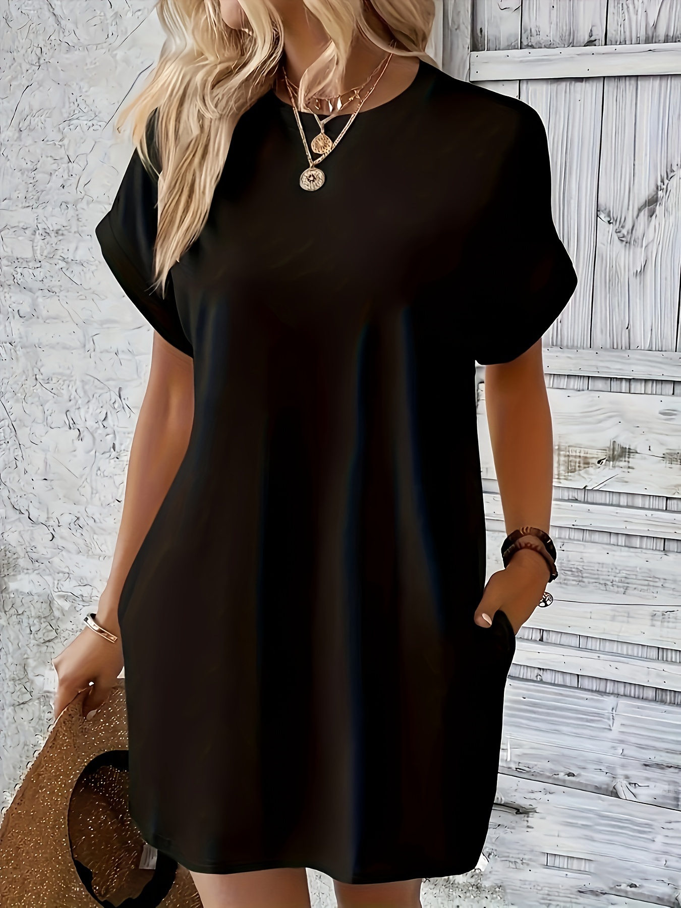 Premium Solid Color Crew Neck Dress - Elegant, Loose Fit, Short Sleeve, Mid Elasticity, Polyester, Pockets, No Printing, Spring\u002FSummer Essential for Women - Casual, Chic, and Comfortable